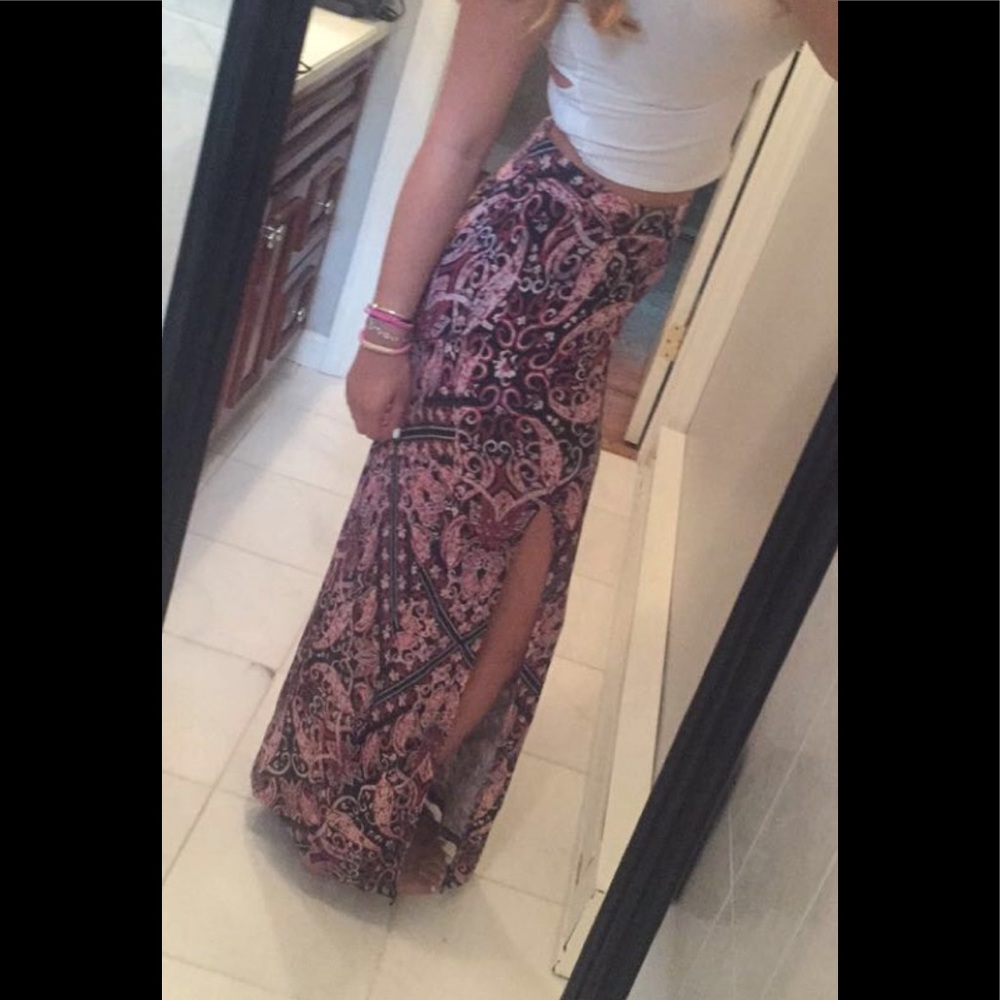 MAXI SKIRT w/ slit • pink and navy pattern